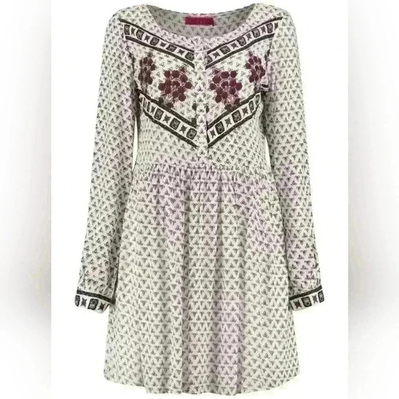 NWT Boohoo Women's Maria Mix Print Long Sleeve Skater Dress Sz 4 US, 8 UK - Picture 4 of 9